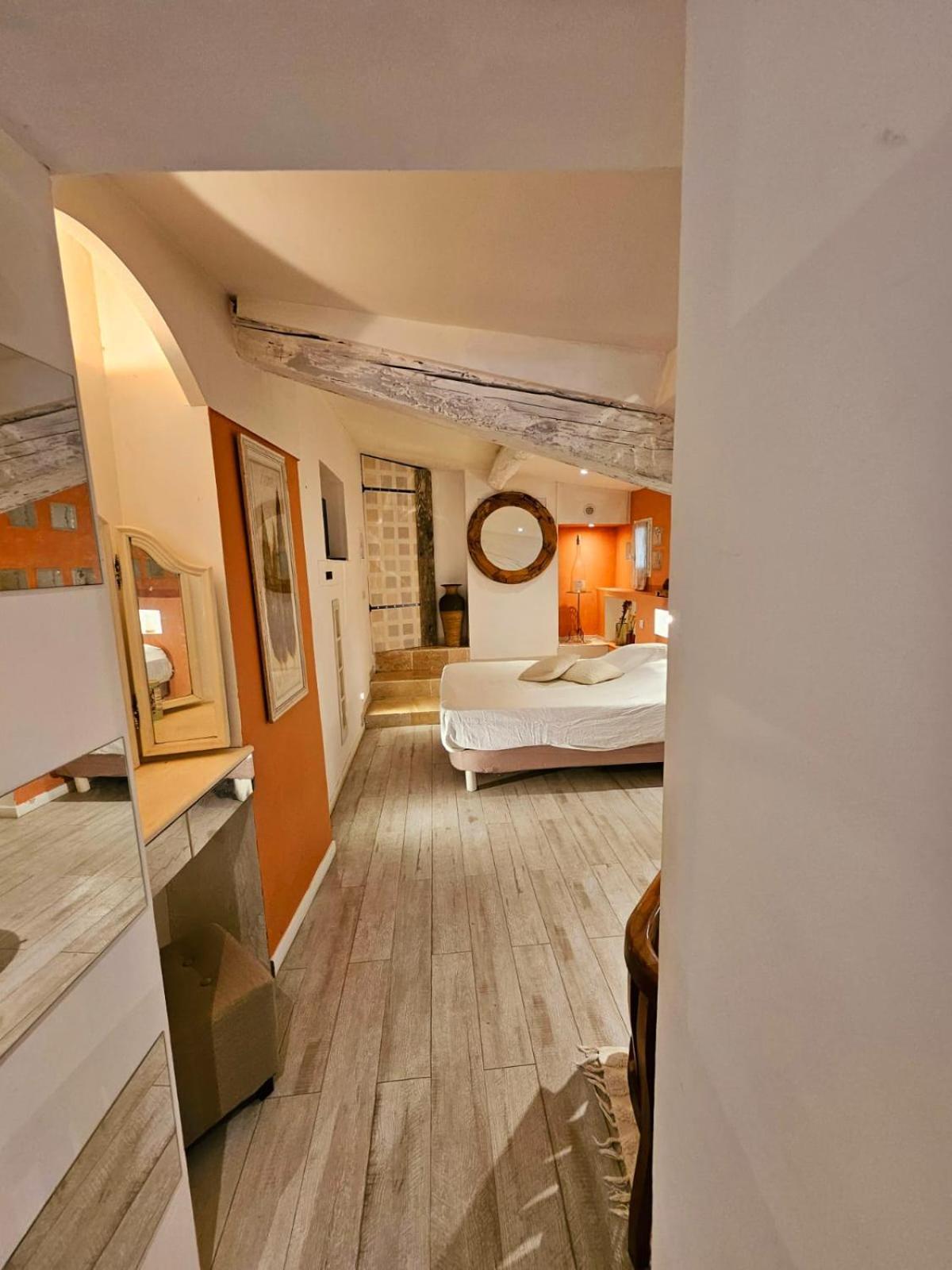 Suite Lou Peiro Cotignac Exteriör bild